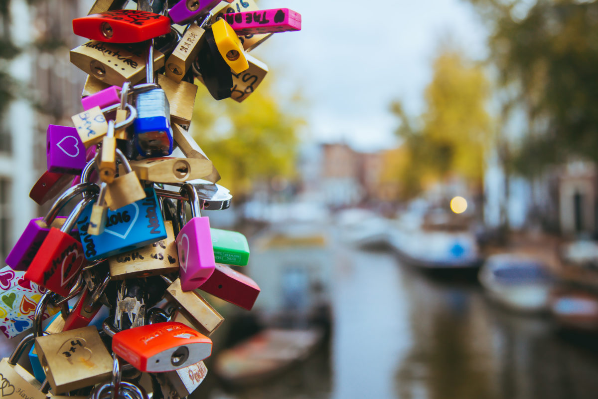 Be a Romantic in Amsterdam