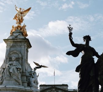 History of London – City Center Westminster Guided Walking Tour – Semi-Private